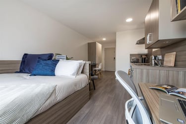 1 bed studio, Hollis Croft, Devonshire Green, Sheffield, S14RR - Image 3